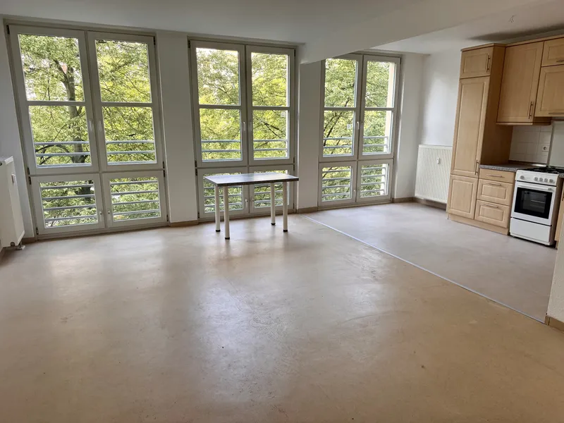 NUR mit WBS (3 Räume + besonderer Wohnbedarf): 3-Zi.-Wohnung Prenzlauer Berg — photo 1